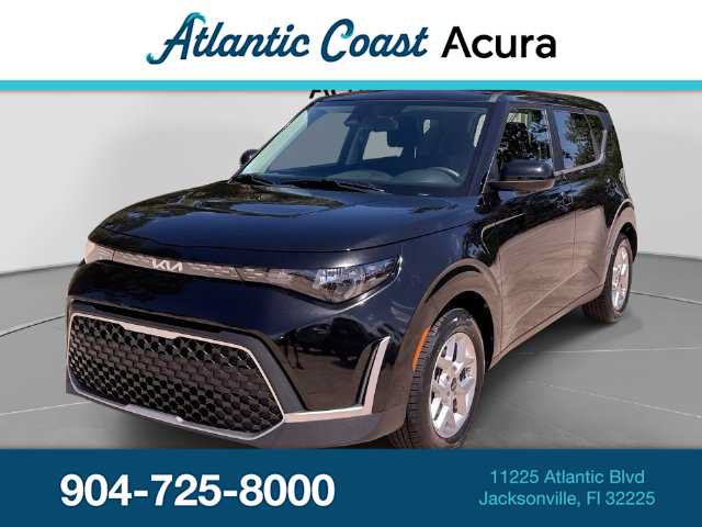 Used 2024 Kia Soul LX w/ Option Group 015