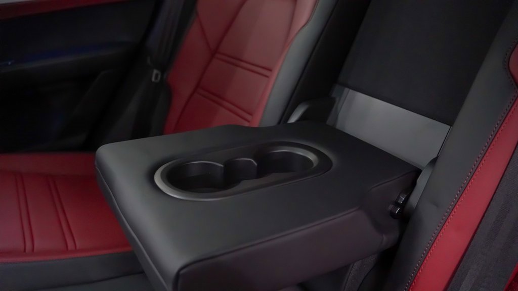 New 2025 Porsche Cayenne Coupe image 19