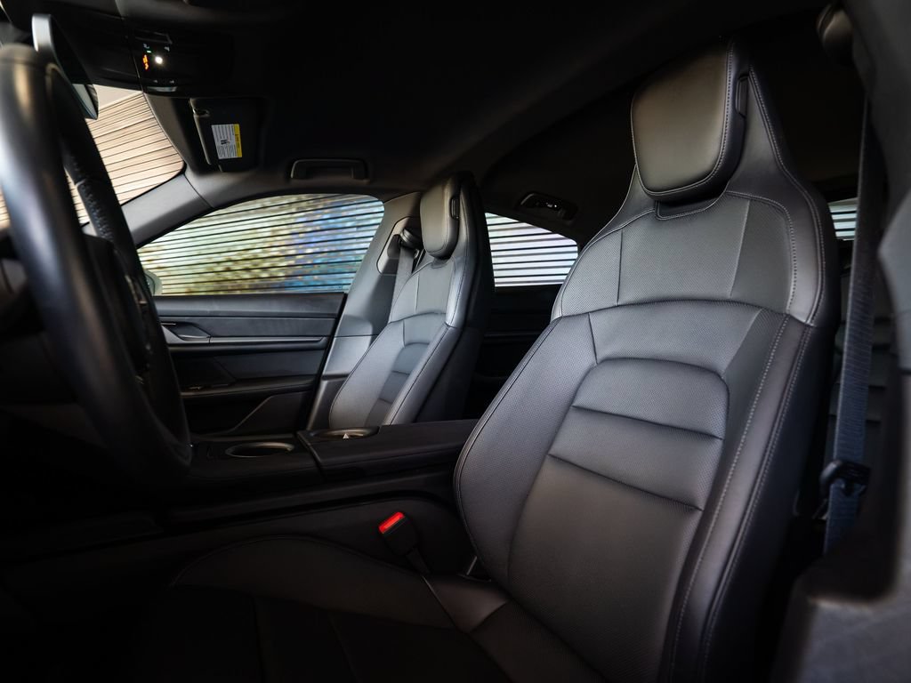 Certified 2025 Porsche Taycan RWD image 5