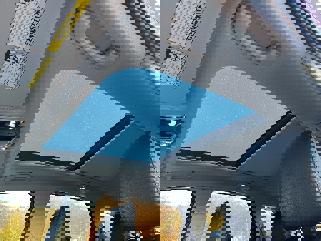 Used 2024 Kia Sportage SX image 8