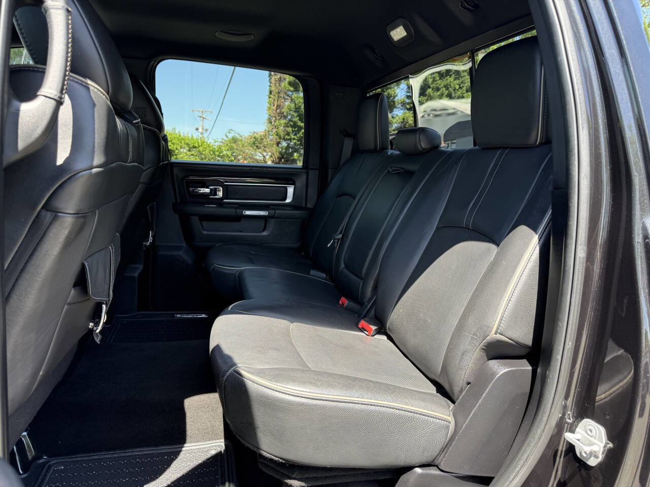 Used 2016 RAM 2500 Limited AWD/4WD image 11