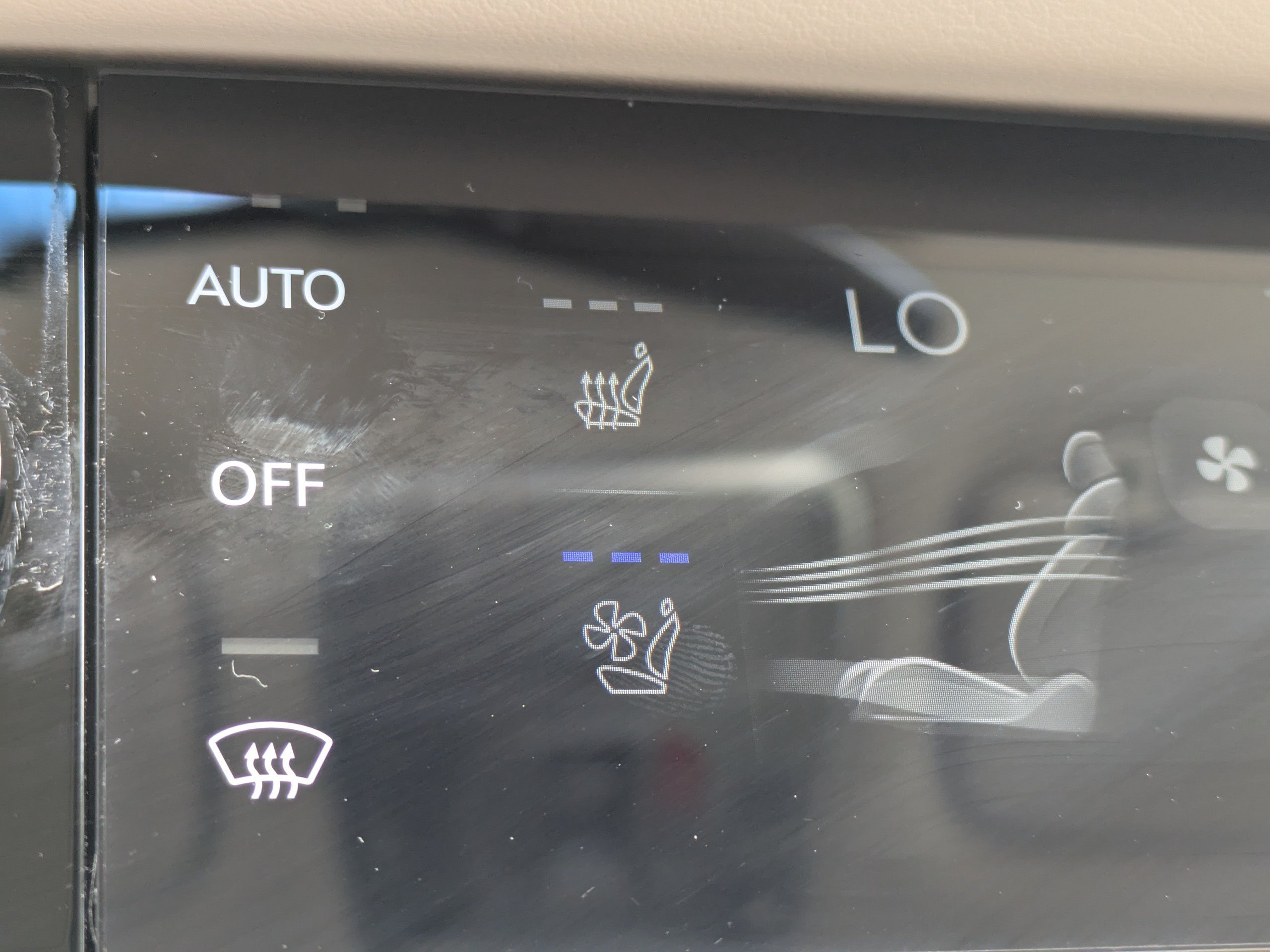 Certified 2026 Genesis GV70 2.5T Advanced AWD/4WD image 23