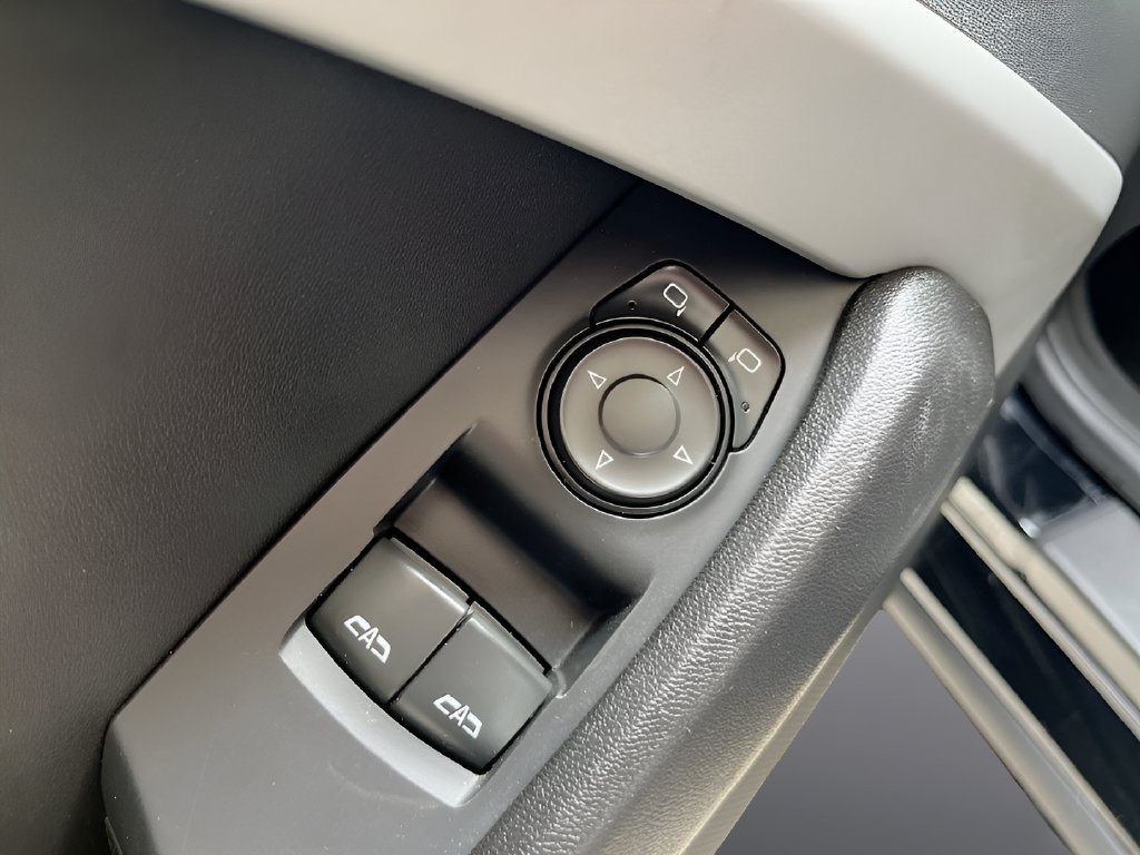 Used 2023 Chevrolet Camaro SS RWD image 17