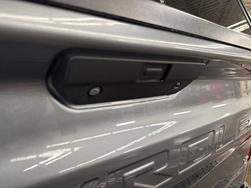 Used 2019 Chevrolet Silverado 1500 LT w/ All-Star Edition AWD/4WD image 14