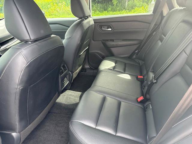Certified 2026 Nissan Rogue SL AWD/4WD image 19