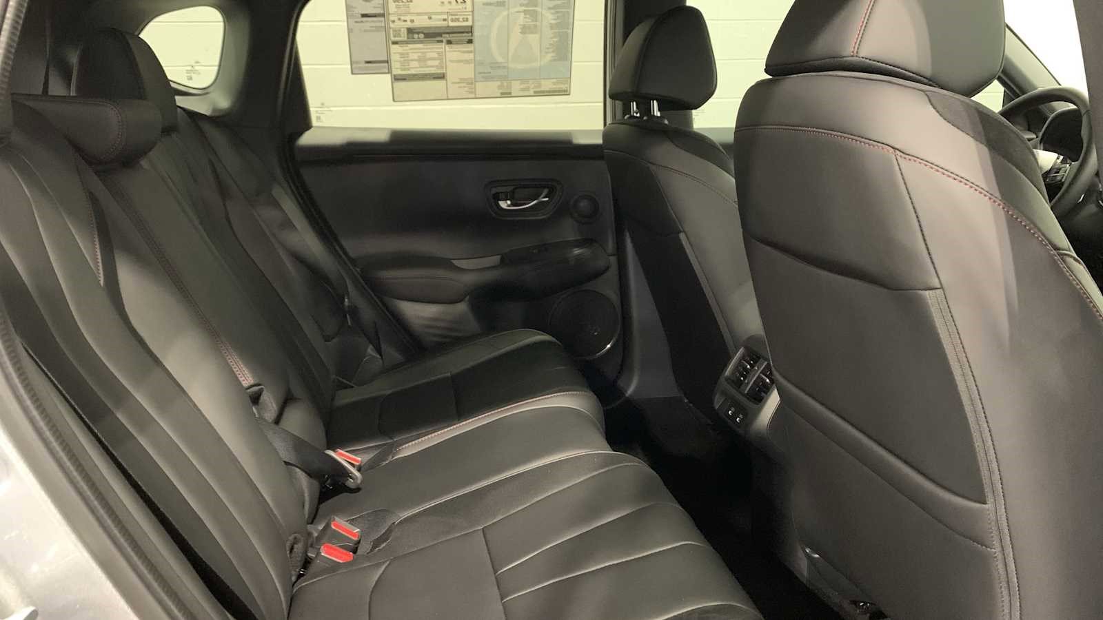 Certified 2025 Acura ADX A-Spec AWD/4WD image 13