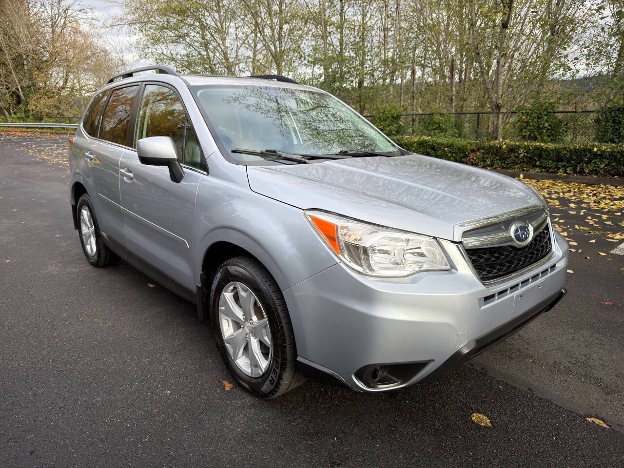Used 2014 Subaru Forester 2.5i Limited AWD/4WD image 3