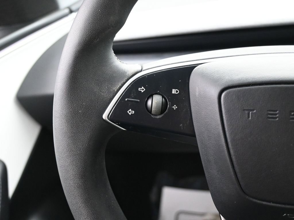 Used 2025 Tesla Model 3 Long Range image 19