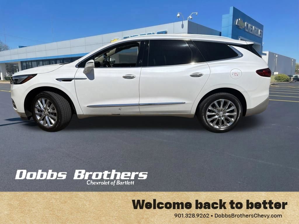 Used 2020 Buick Enclave Premium w/ Sun and Sites Package FWD image 2