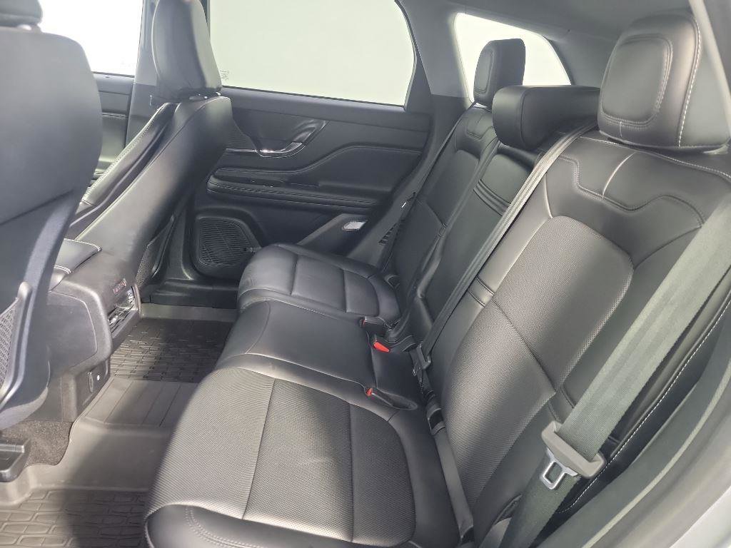 Used 2021 Lincoln Corsair AWD w/ Premium Package image 20