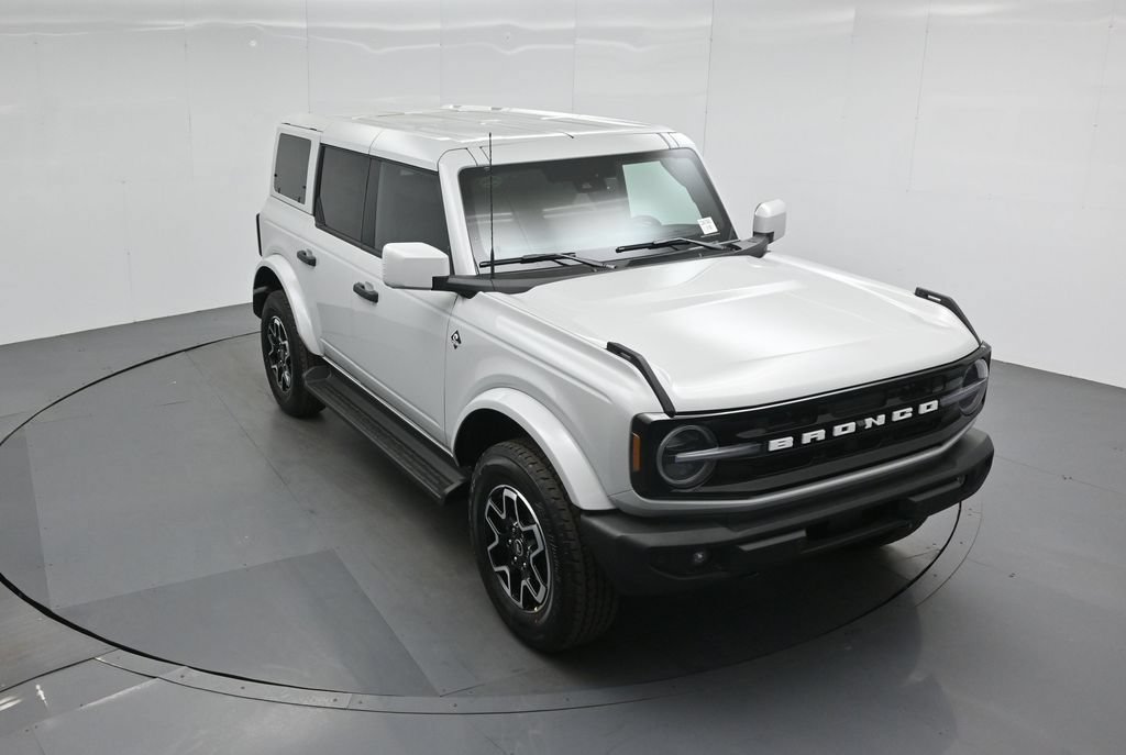 New 2026 Ford Bronco Outer Banks w/ Sasquatch Package AWD/4WD image 36