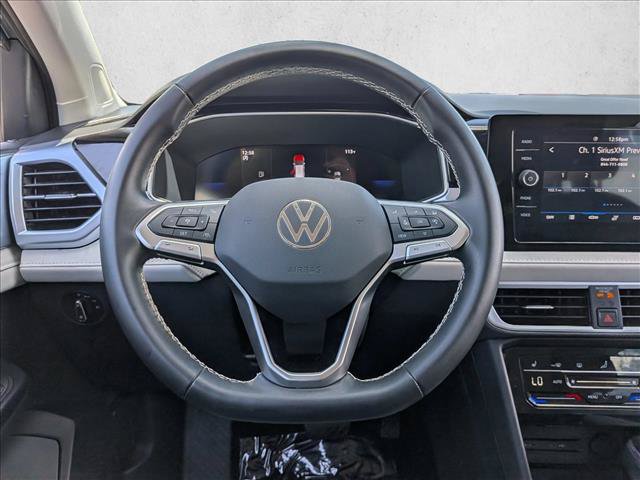 Used 2026 Volkswagen Taos SE FWD image 13