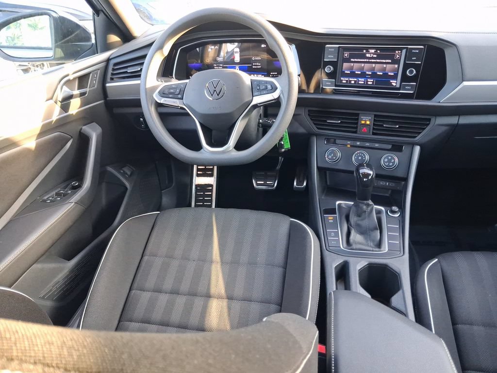 Certified 2023 Volkswagen Jetta Sport FWD image 10