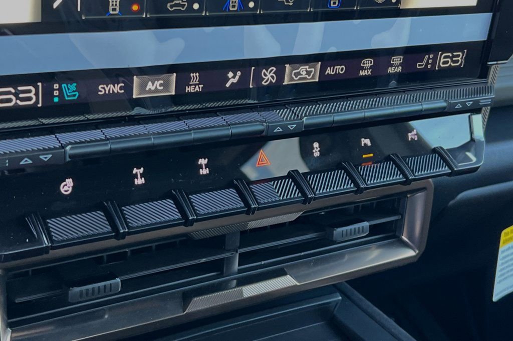 New 2025 GMC Hummer EV 3X w/ Extreme Off-Road Package image 17