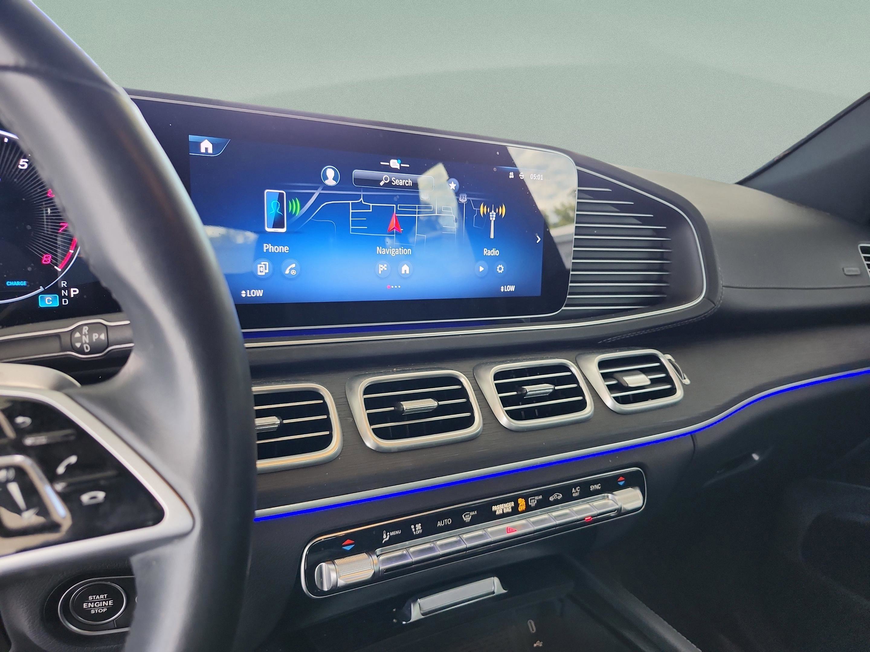 Used 2025 Mercedes-Benz GLE 450 4MATIC Coupe image 11