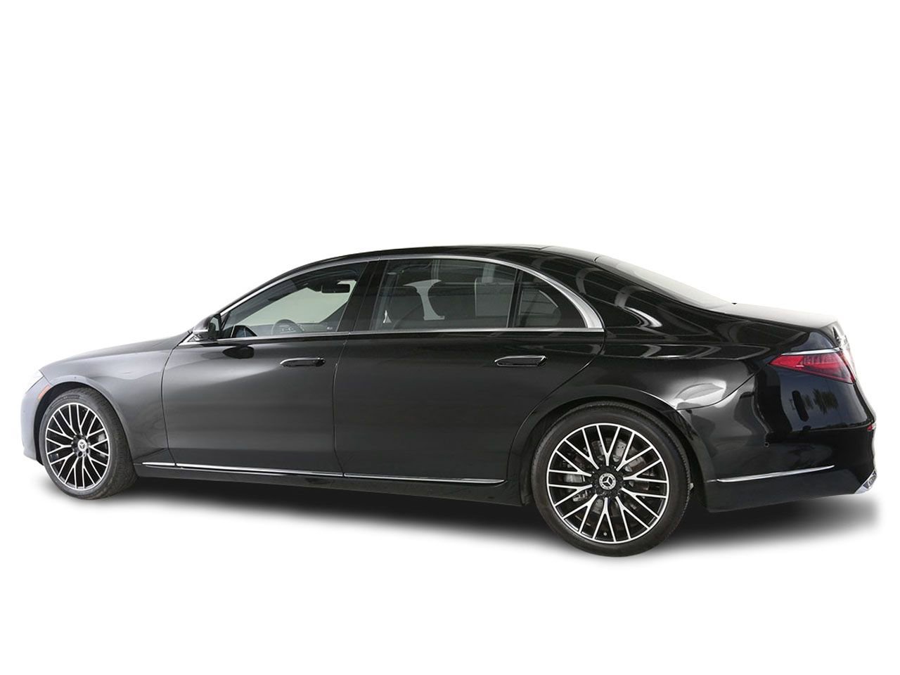 Used 2022 Mercedes-Benz S 580 4MATIC Sedan w/ Rear Seat Package image 11