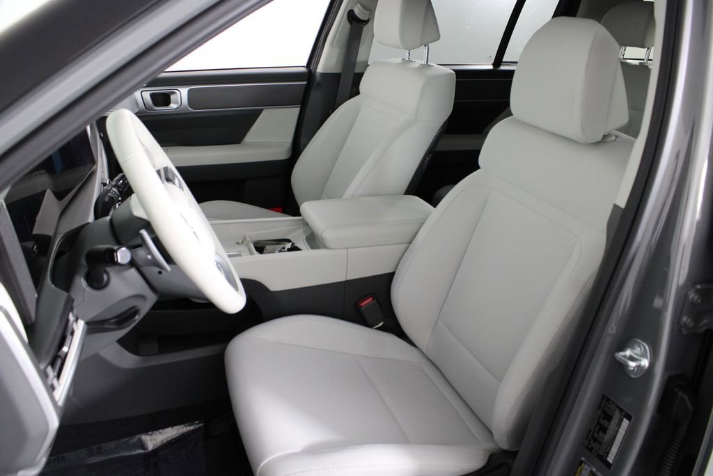 Used 2026 Hyundai Santa Fe SE image 21