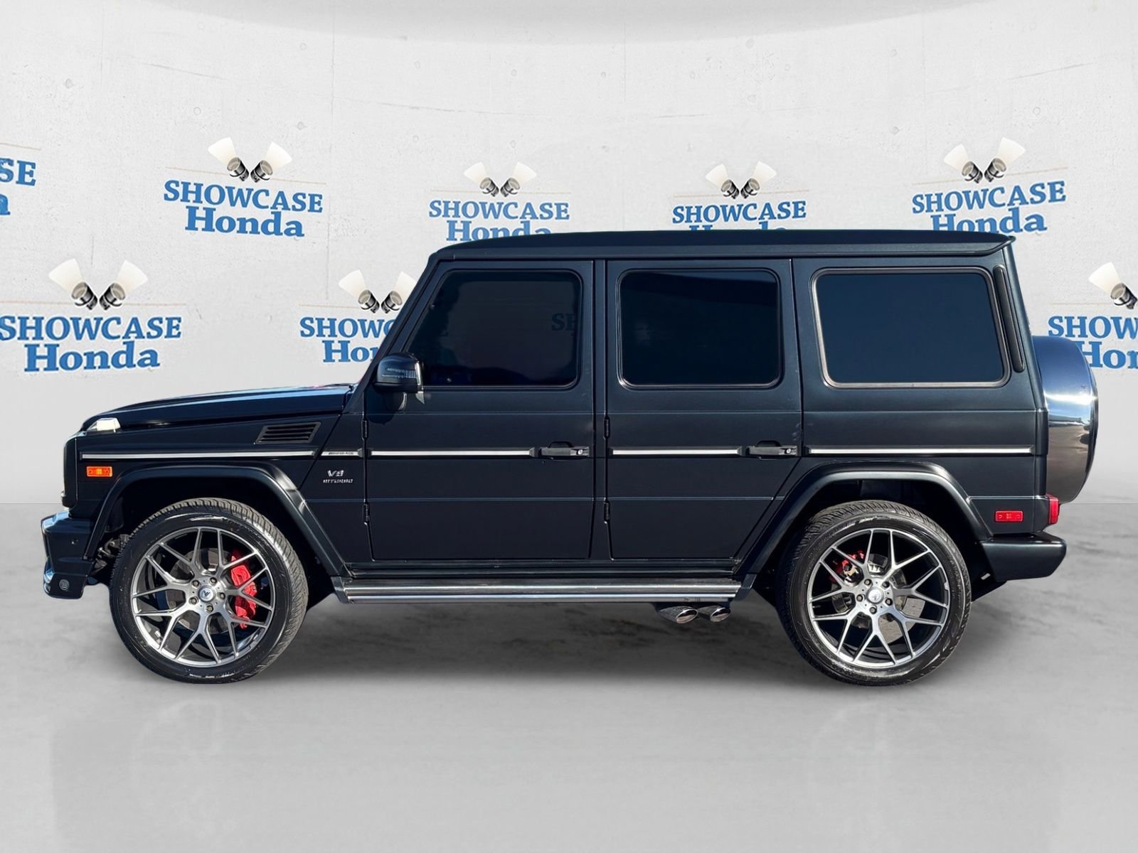 Used 2015 Mercedes-Benz G 63 AMG 4MATIC image 4