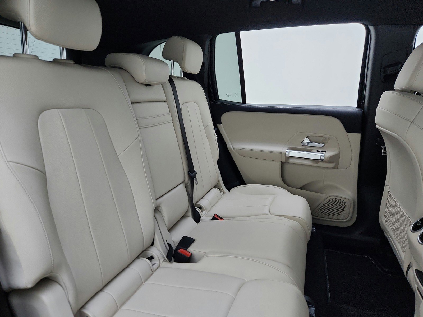 Certified 2021 Mercedes-Benz GLB 250 image 23