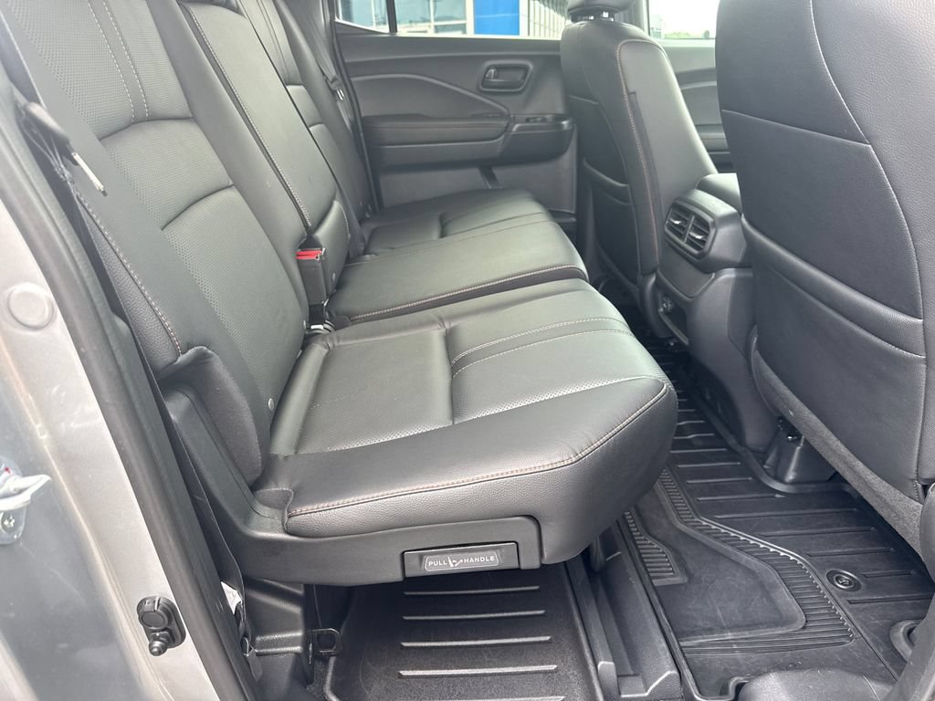 Used 2025 Honda Ridgeline TrailSport image 16