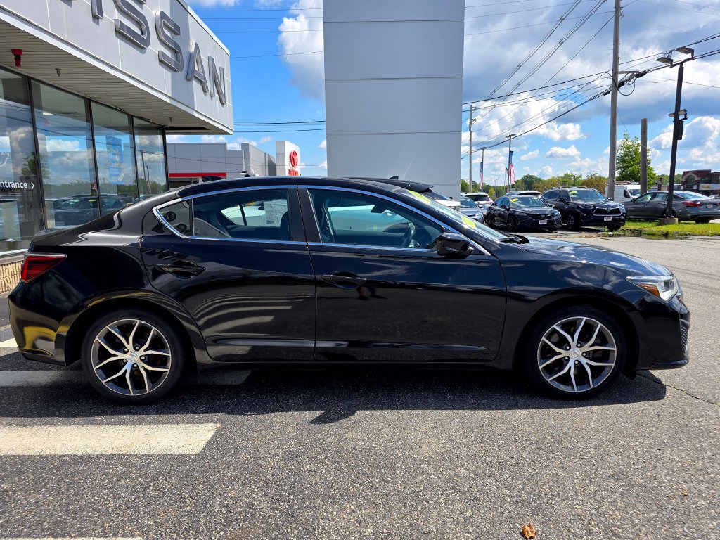Used 2020 Acura ILX w/ Premium Package FWD image 12