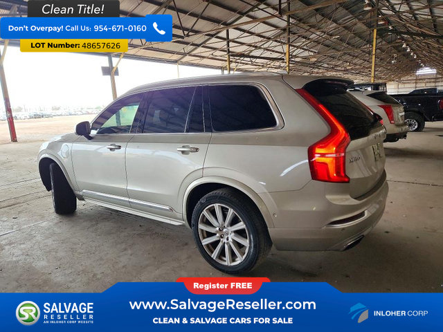 Used 2016 Volvo XC90 T8 Inscription w/ Vision Package AWD/4WD image 3