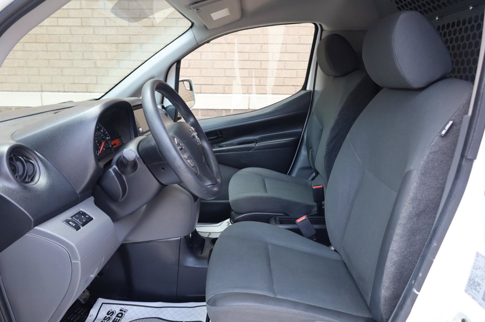 Used 2020 Nissan NV200 SV FWD image 17