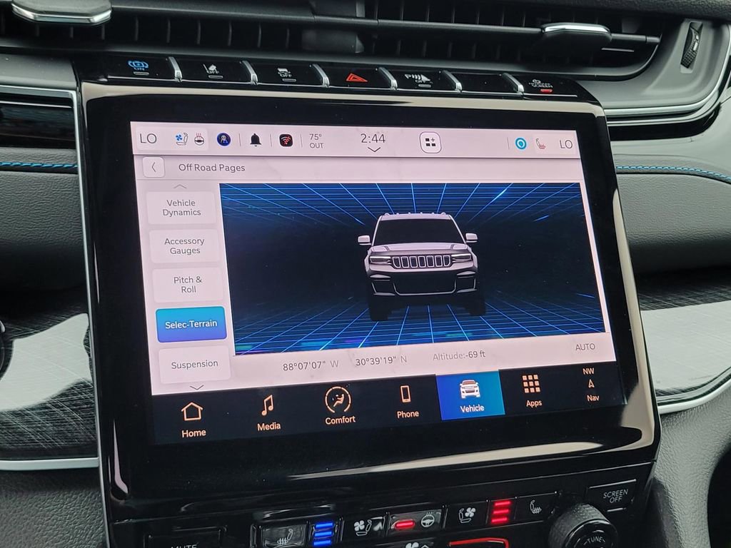 New 2025 Jeep Grand Cherokee Trailhawk AWD/4WD image 25