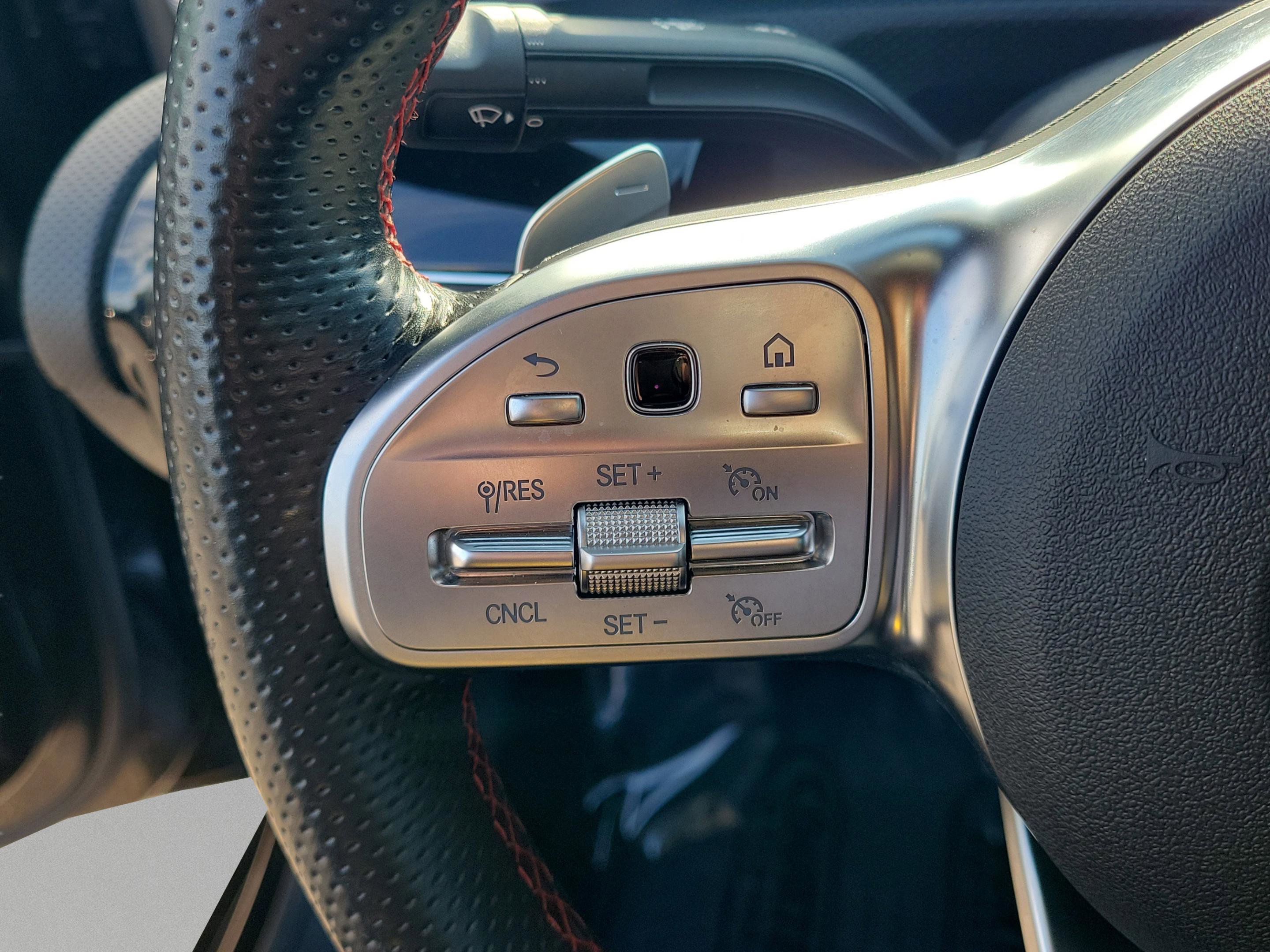 Used 2021 Mercedes-Benz CLA 250 image 26