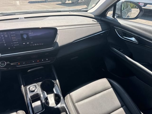 Used 2024 Buick Envision Preferred AWD/4WD image 18