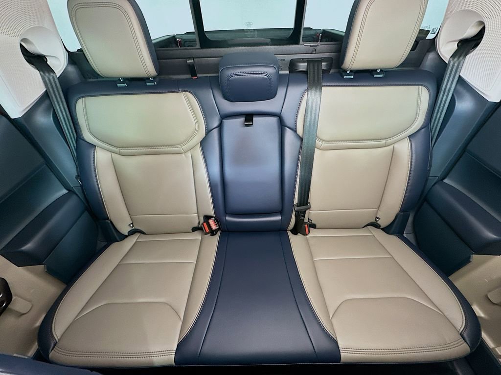 Used 2025 Ford Maverick Lariat w/ 4K Tow Package image 13