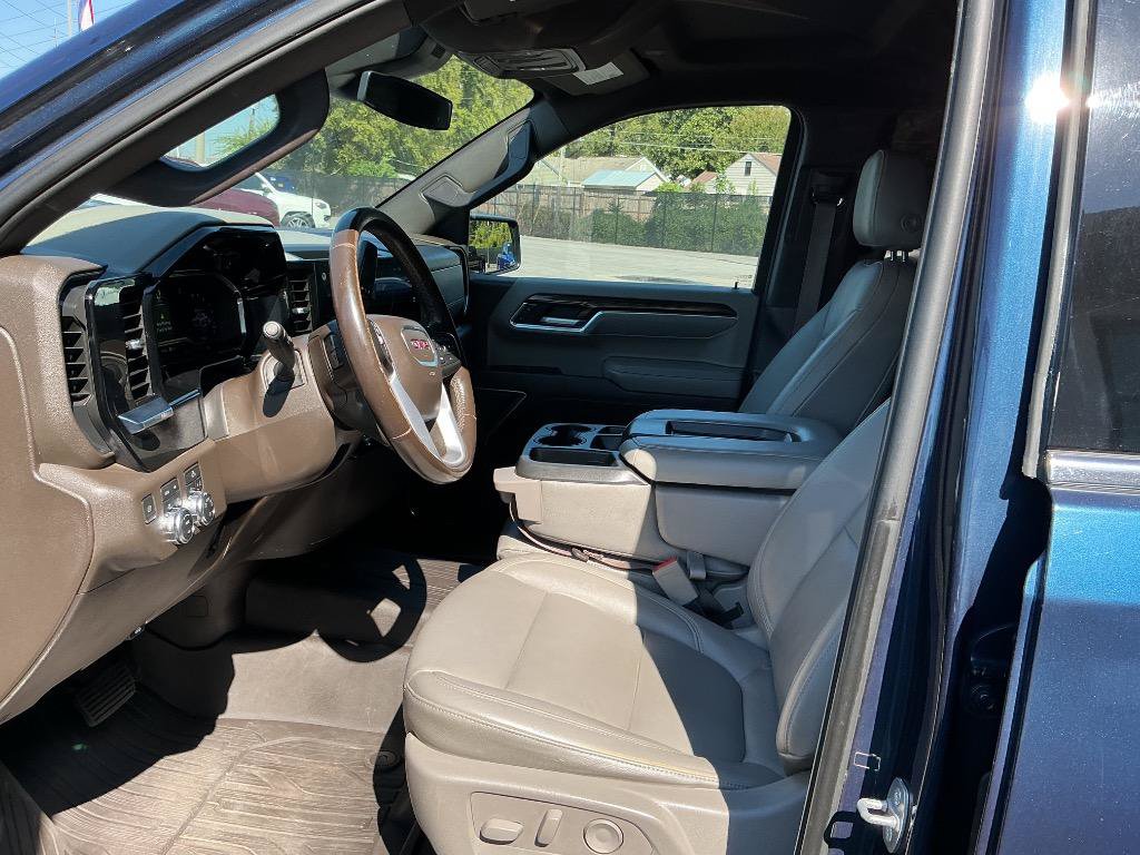 Used 2022 GMC Sierra 1500 SLE w/ X31 Off-Road Package AWD/4WD image 19