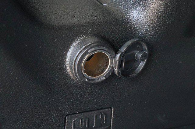 Used 2023 Jeep Wrangler Sahara AWD/4WD image 32