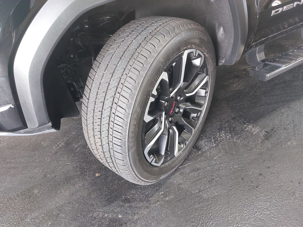 New 2026 GMC Canyon Denali AWD/4WD image 33