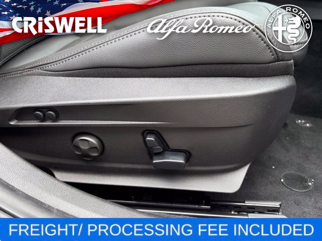 New 2026 Alfa Romeo Giulia AWD w/ Driving Assist Package image 38