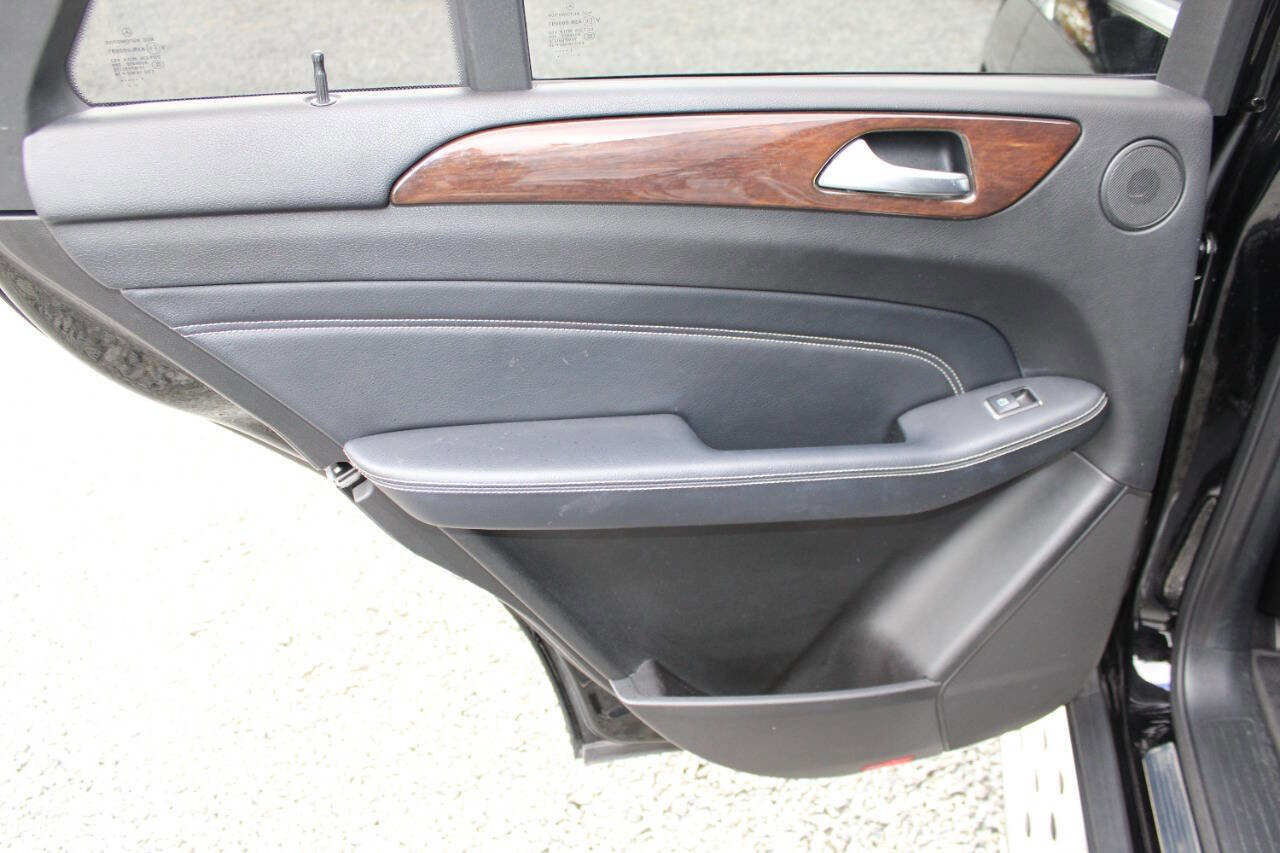 Used 2012 Mercedes-Benz ML 350 4MATIC image 24