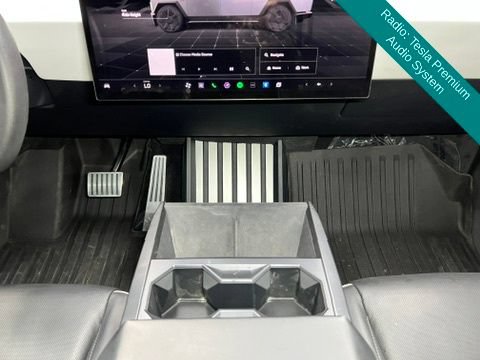 Used 2024 Tesla Cybertruck Cyberbeast AWD/4WD image 4