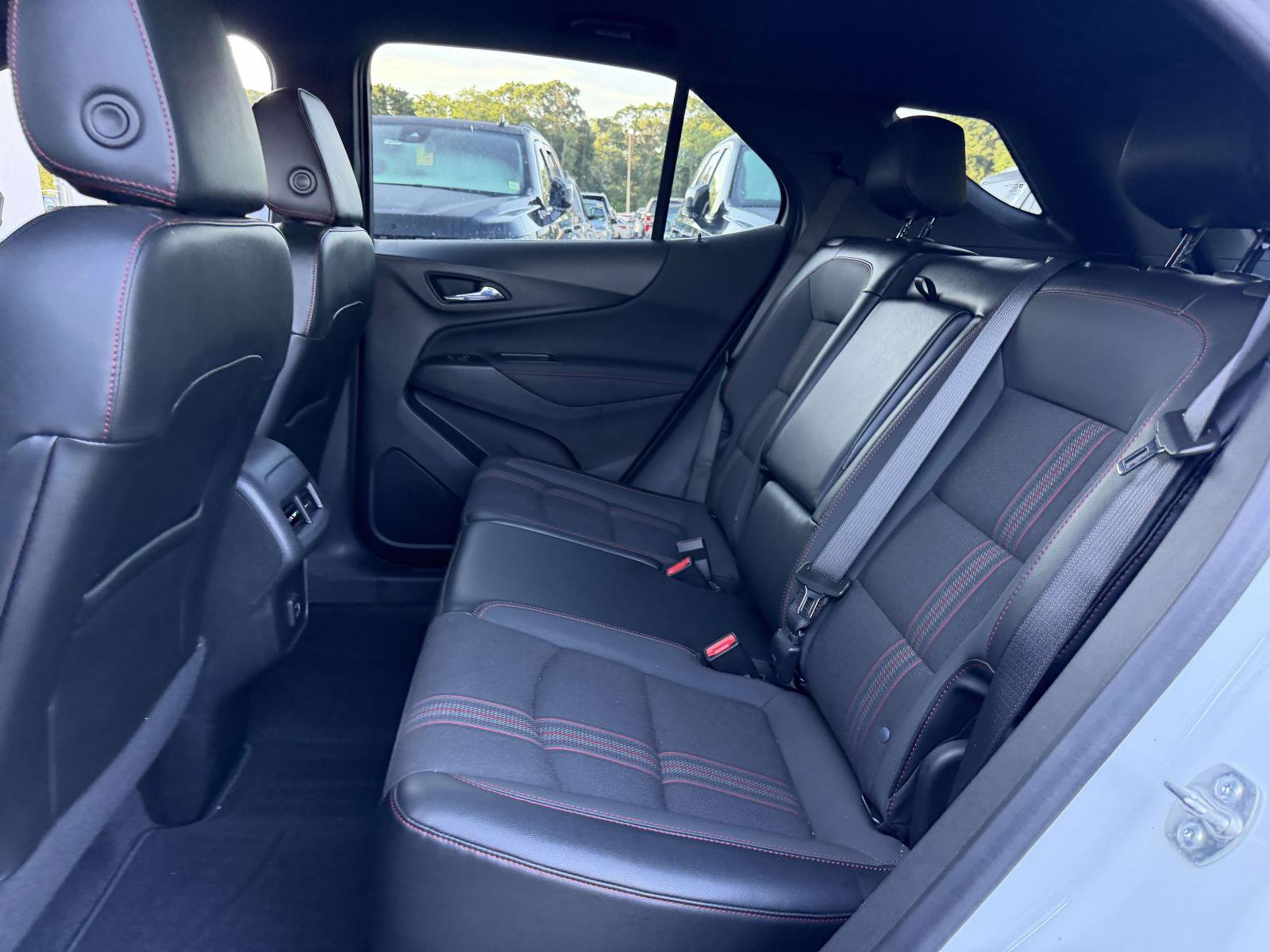 Certified 2024 Chevrolet Equinox RS AWD/4WD image 13