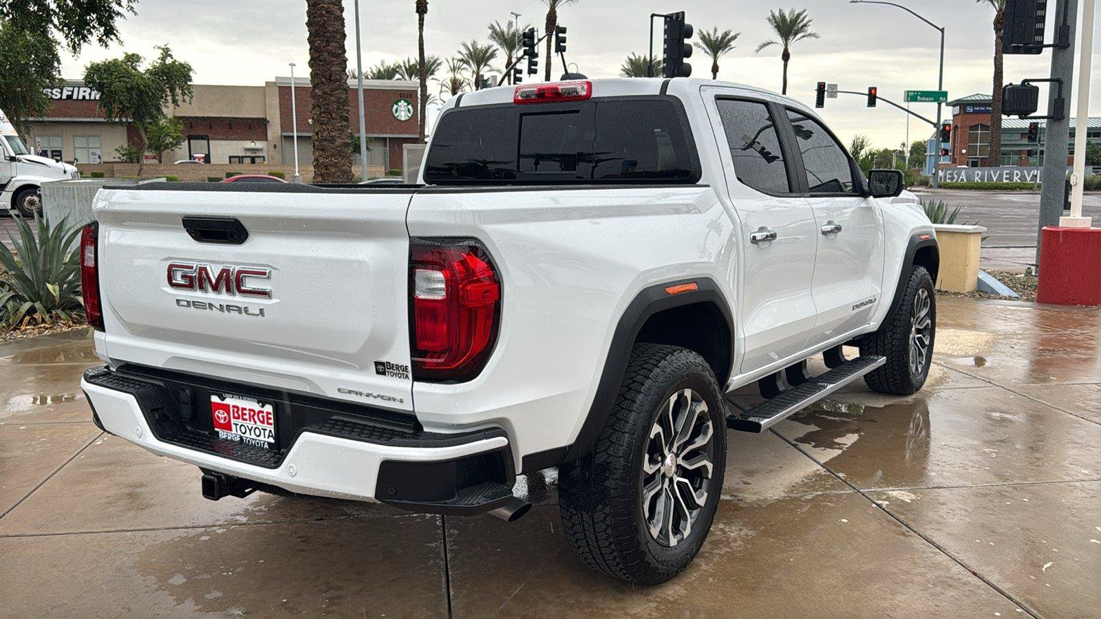 Used 2026 GMC Canyon Denali AWD/4WD image 9