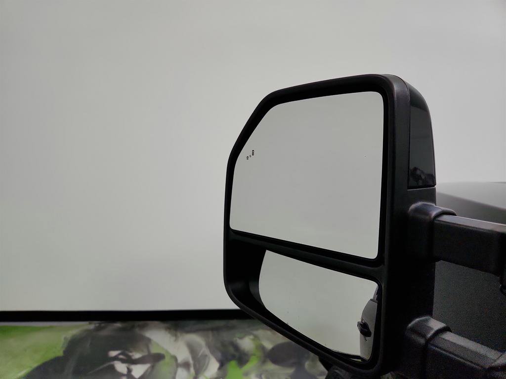 Used 2020 Ford F250 Lariat w/ Lariat Ultimate Package image 15