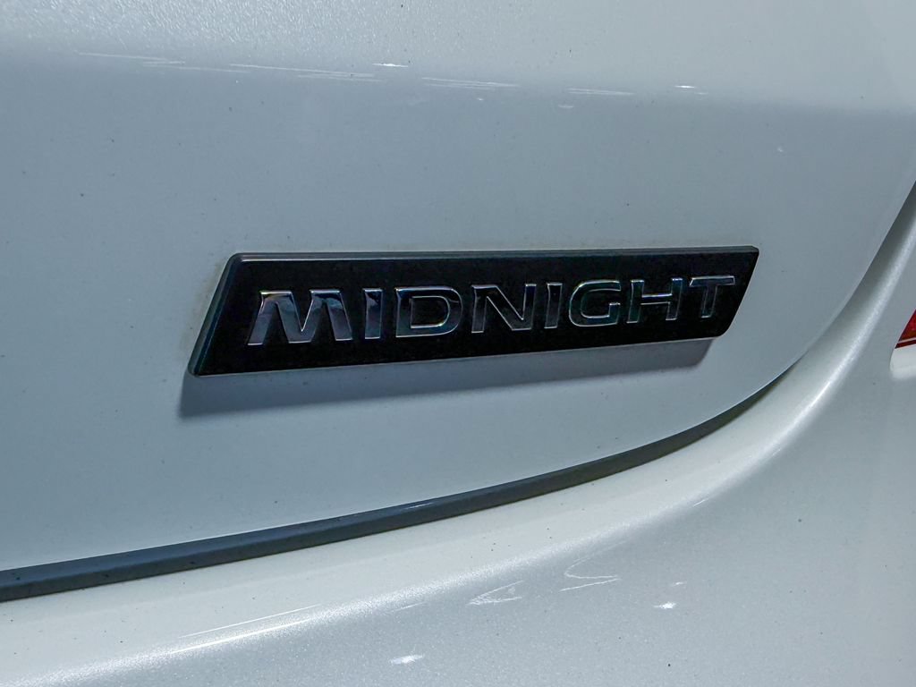 Certified 2022 Nissan Murano SV w/ SV Midnight Edition Package AWD/4WD image 11