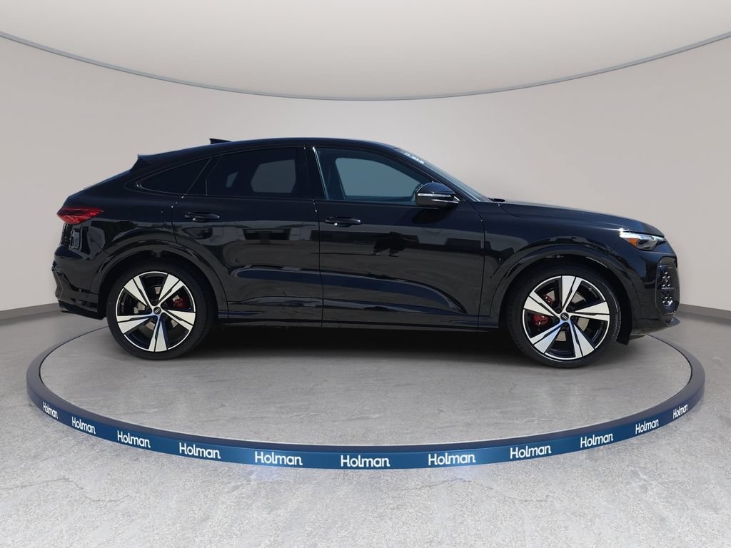 New 2026 Audi SQ5 Premium Plus AWD/4WD image 4