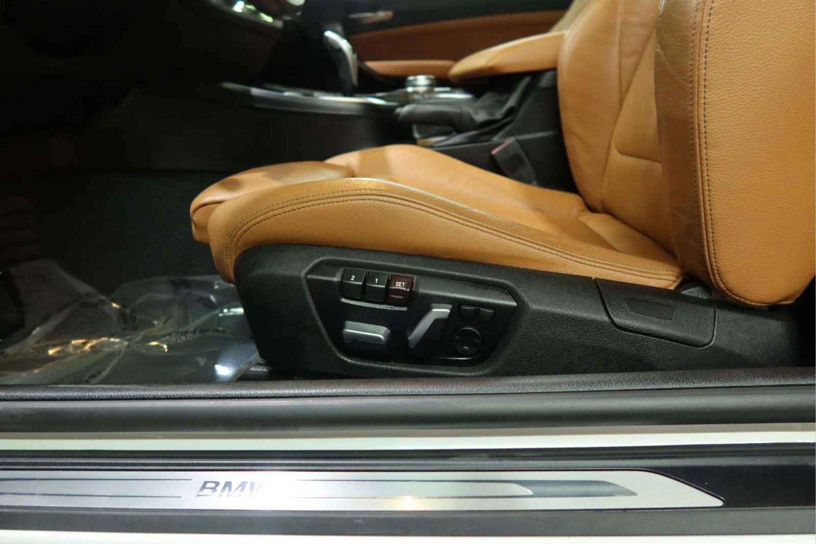 Used 2020 BMW 230i Convertible w/ Premium Package RWD image 23