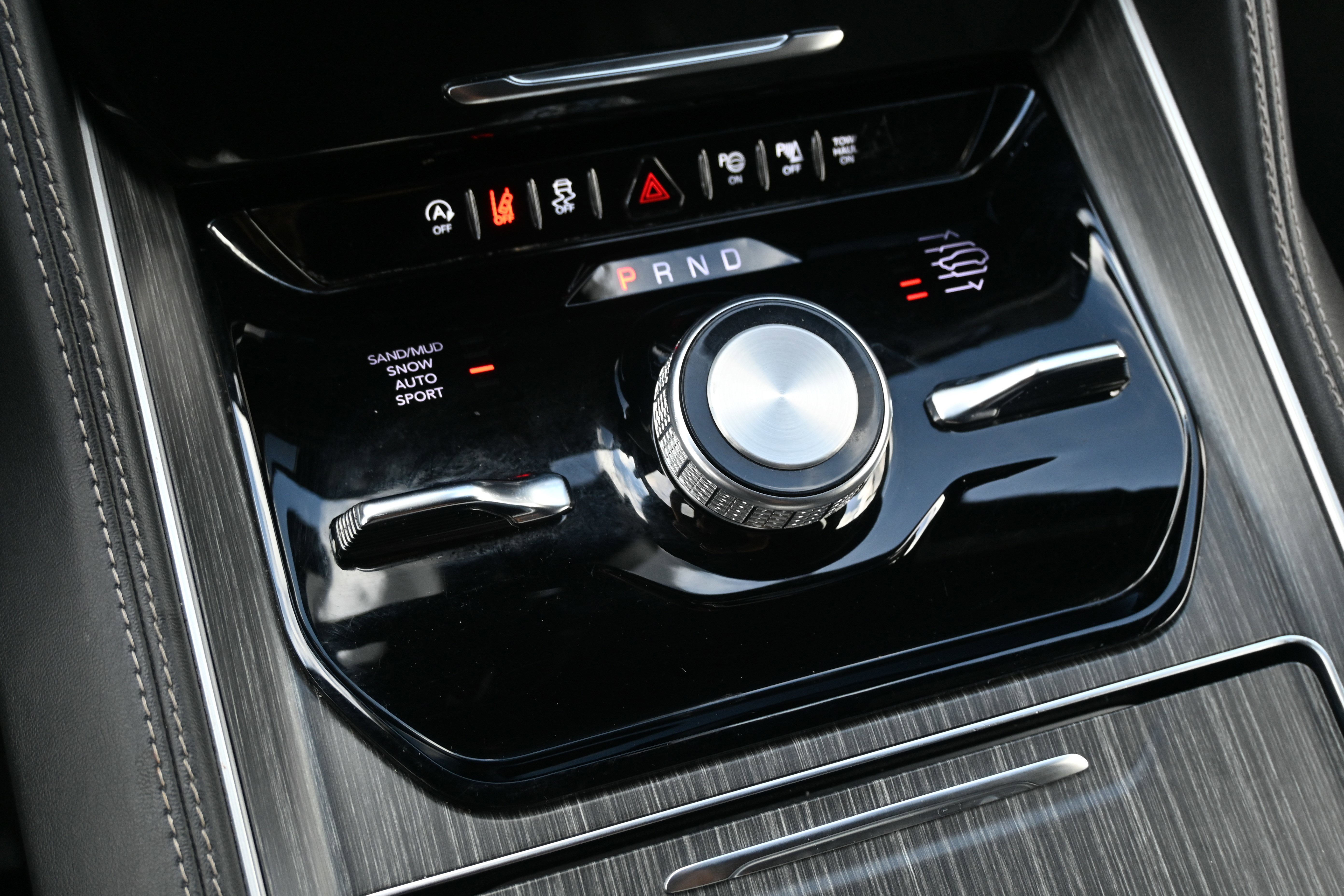 Used 2024 Jeep Wagoneer Series II w/ Convenience Group I image 29