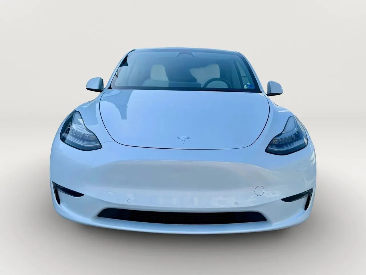Used 2021 Tesla Model Y Long Range image 2