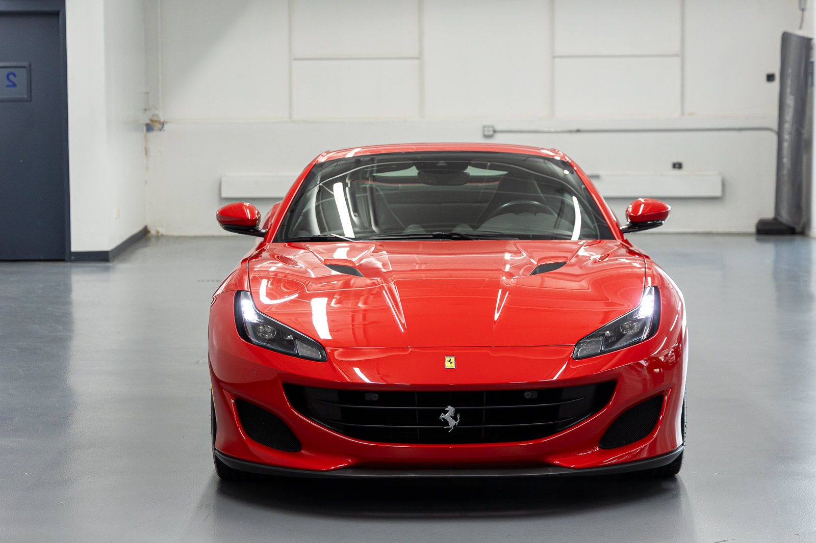 Used 2020 Ferrari Portofino RWD image 14