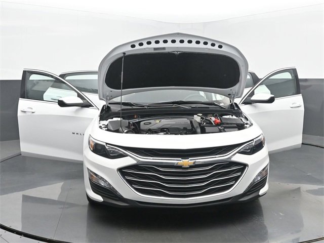 Used 2025 Chevrolet Malibu LT image 54