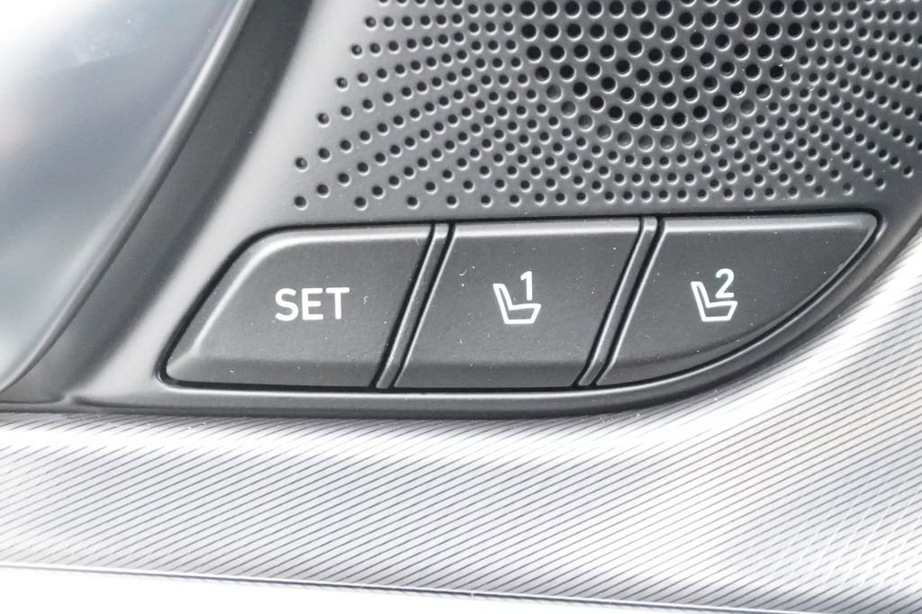 New 2026 Genesis G70 3.3T Prestige image 16