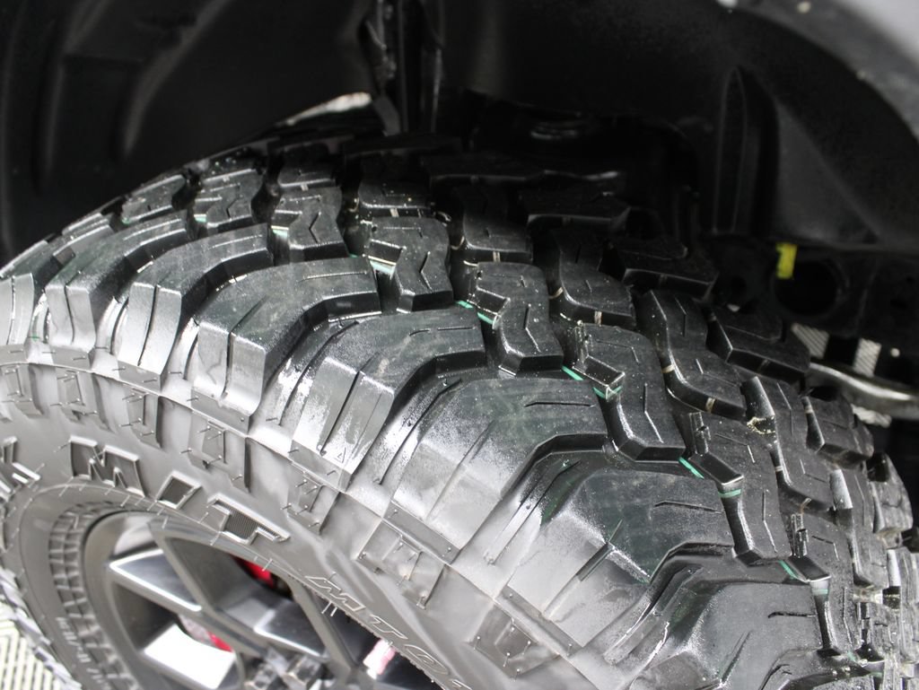 Used 2024 Jeep Wrangler Sport AWD/4WD image 11