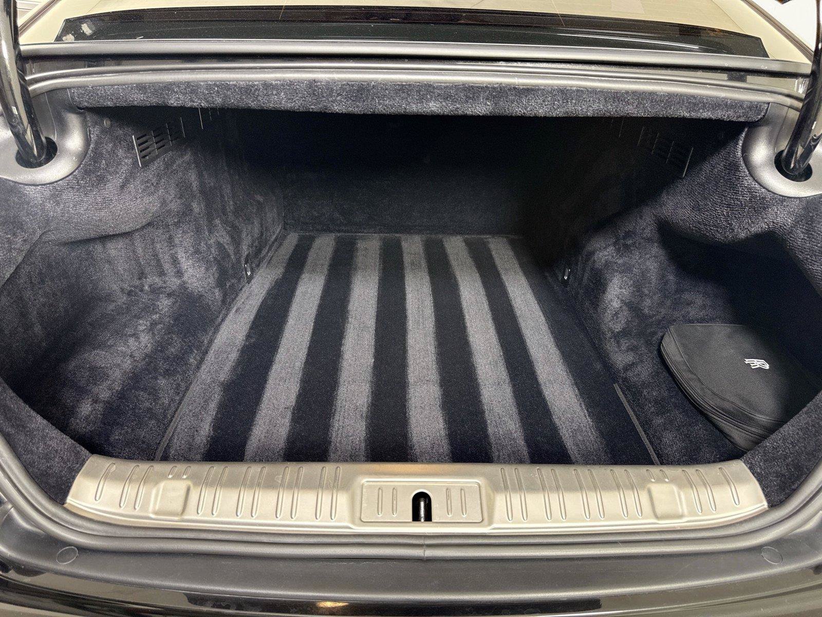 Used 2014 Rolls-Royce Wraith RWD image 22